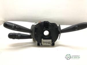 Gebruikte Combischakelaar Stuurkolom Alfa Romeo 156 (932) 2.0 JTS 16V Prijs € 75,00 Margeregeling aangeboden door Autobedrijf de Heer B.V.