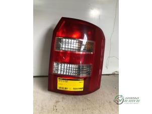 Begagnade Baklykta, höger Audi A2 (8Z0) 1.4 TDI Pris € 30,00 Marginaltabell erbjuds av Autobedrijf de Heer B.V.