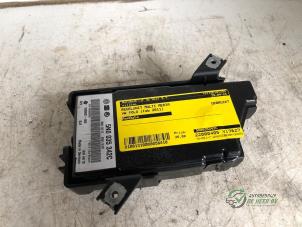 Begagnade Kontrollenhet, multimedia Volkswagen Polo V (6R) 1.2 TDI 12V BlueMotion Pris € 35,00 Marginaltabell erbjuds av Autobedrijf de Heer B.V.