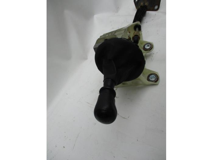 Versnellingsbak Mechaniek van een Volkswagen Transporter 2011