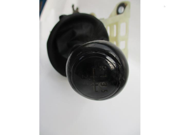 Versnellingsbak Mechaniek van een Volkswagen Transporter 2012