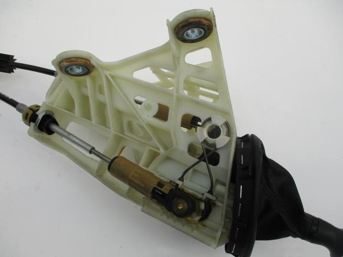 Versnellingsbak Mechaniek van een Volkswagen Transporter 2012