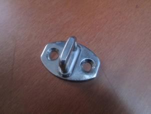 Gebruikte Deurslot Mechaniek 2Deurs links Volkswagen Transporter Prijs € 12,10 Inclusief btw aangeboden door Autohandel P. Caron & Zoon B.V.