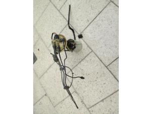 Gebruikte Tankvlotter Volkswagen Crafter Prijs € 151,25 Inclusief btw aangeboden door Autohandel P. Caron & Zoon B.V.