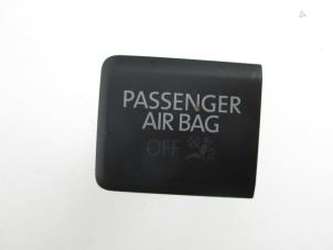 Gebruikte Airbag Slot Volkswagen Transporter Prijs € 7,26 Inclusief btw aangeboden door Autohandel P. Caron & Zoon B.V.