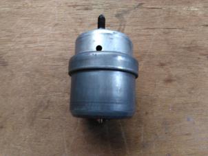 Nieuwe Motorrubber Volkswagen Transporter T4 2.4 D Syncro Prijs € 33,28 Inclusief btw aangeboden door Autohandel P. Caron & Zoon B.V.