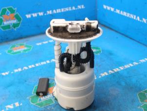 Używane Elektryczna pompa paliwa Nissan Note (E11) 1.4 16V Cena € 52,50 Procedura marży oferowane przez Maresia Auto Recycling B.V.