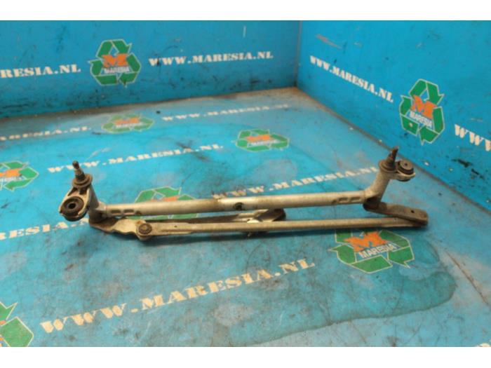 Torkarmekanism från en Seat Ibiza IV (6J5) 1.2 12V 2009