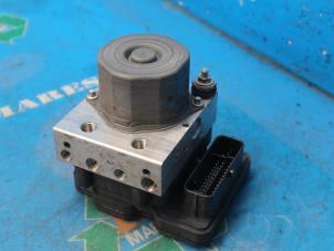 Gebruikte ABS Pomp Opel Corsa E Prijs € 42,00 Margeregeling aangeboden door Maresia Auto Recycling B.V.