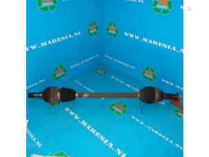 Gebruikte Aandrijfas links-achter Chevrolet Captiva (C100) 2.4 16V 4x4 Prijs € 105,00 Margeregeling aangeboden door Maresia Auto Recycling B.V.