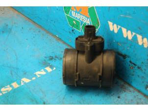 Begagnade Luftflödesmätare Opel Corsa Pris € 57,75 Marginaltabell erbjuds av Maresia Auto Recycling B.V.