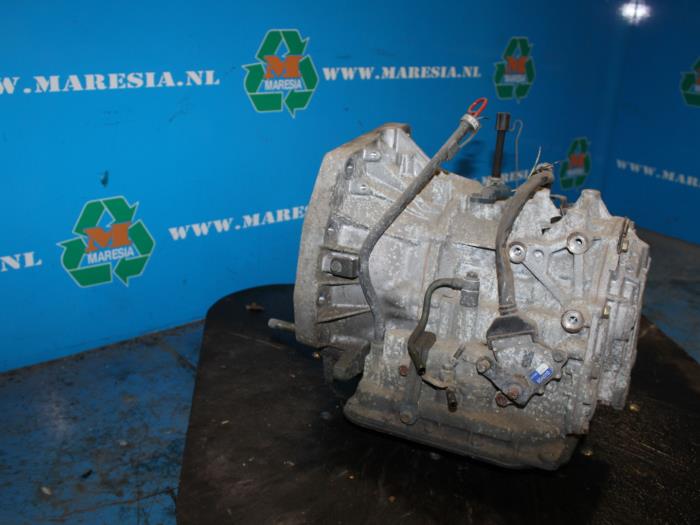 Versnellingsbak van een Suzuki Wagon-R+ (RB) 1.3 16V VVT 2005