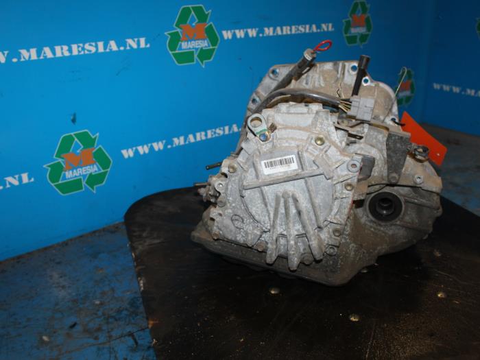 Versnellingsbak van een Suzuki Wagon-R+ (RB) 1.3 16V VVT 2005