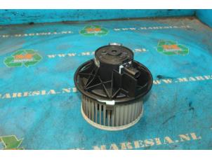 Begagnade Fläktmotor för uppvärmning och ventilation Jeep Cherokee/Liberty (KJ) 3.7 V6 24V Pris € 63,00 Marginaltabell erbjuds av Maresia Auto Recycling B.V.