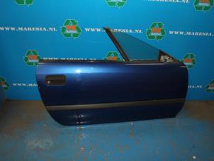 Begagnade Dörr, 2-dörrars, höger Opel Calibra 2.5 V6 24V Pris € 63,00 Marginaltabell erbjuds av Maresia Auto Recycling B.V.