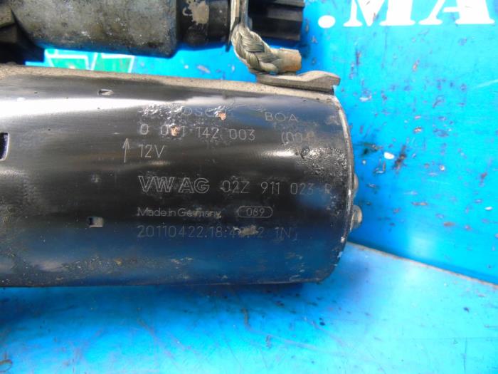 Startmotor från en Volkswagen Passat (362) 1.4 TSI 16V 2011