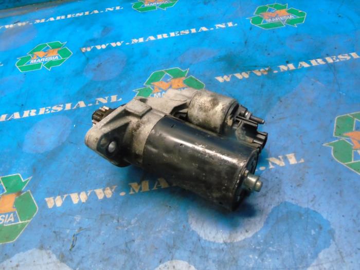 Startmotor från en Volkswagen Passat (362) 1.4 TSI 16V 2011