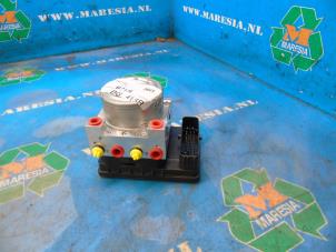 Używane Pompa ABS Dacia Sandero III 1.0 TCe 90 12V Cena € 262,50 Procedura marży oferowane przez Maresia Auto Recycling B.V.