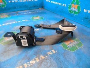Gebruikte Veiligheidsgordel links-achter Kia Soul I (AM) Prijs € 68,25 Margeregeling aangeboden door Maresia Auto Recycling B.V.