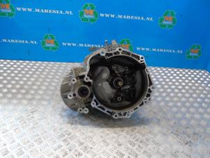 Używane Skrzynia biegów Opel Mokka/Mokka X 1.6 CDTI 16V 4x2 Cena € 735,00 Procedura marży oferowane przez Maresia Auto Recycling B.V.