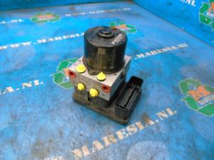 Begagnade ABS-pump Volkswagen Touran (1T1/T2) 1.9 TDI 100 Pris € 89,25 Marginaltabell erbjuds av Maresia Auto Recycling B.V.