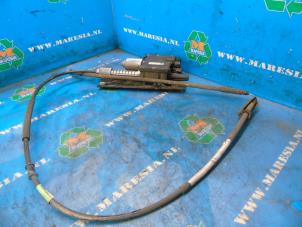 Gebruikte Handrem Module Opel Insignia 2.0 CDTI 16V 160 Ecotec Prijs € 210,00 Margeregeling aangeboden door Maresia Auto Recycling B.V.