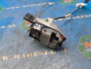 Begagnade Dörrmekanism, 4-dörrars, höger bak Citroen C4 Cactus (0B/0P) 1.2 PureTech 110 12V Pris € 57,75 Marginaltabell erbjuds av Maresia Auto Recycling B.V.