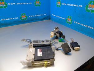 Begagnade Tändningslås + dator Toyota Yaris III (P13) 1.5 16V Dual VVT-iE Pris € 157,50 Marginaltabell erbjuds av Maresia Auto Recycling B.V.