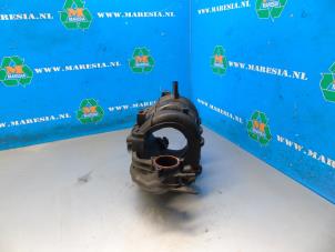 Gebruikte Spruitstuk Inlaat Ford Fiesta 6 (JA8) 1.0 SCI 12V 80 Prijs € 105,00 Margeregeling aangeboden door Maresia Auto Recycling B.V.