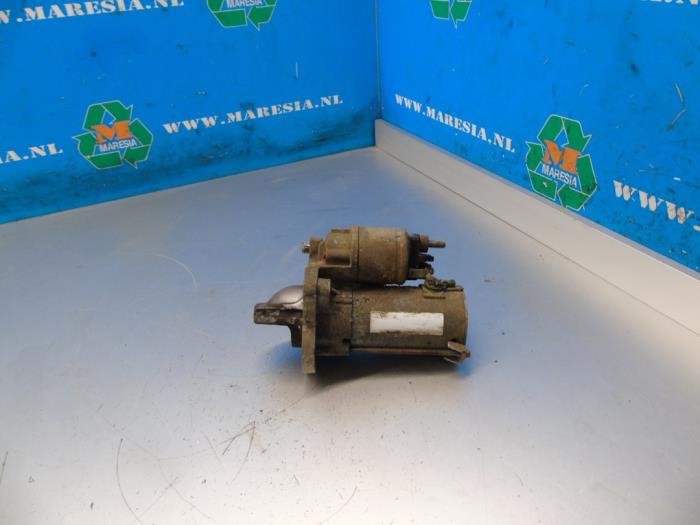 Startmotor van een Ford Fiesta 6 (JA8) 1.5 TDCi 2014