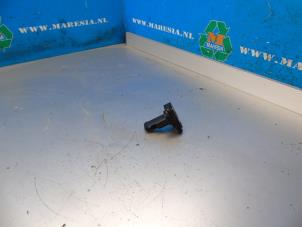 Używane Czujnik masy powietrza Lexus GS (..S19) 300 3.0 24V VVT-i Cena € 15,75 Procedura marży oferowane przez Maresia Auto Recycling B.V.