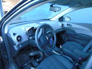 Begagnade Airbagset + modul Chevrolet Aveo 1.3 D 16V Pris € 367,50 Marginaltabell erbjuds av Maresia Auto Recycling B.V.