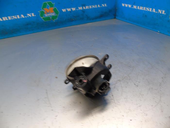 Mistlamp links-voor van een Peugeot 108 1.0 12V 2017