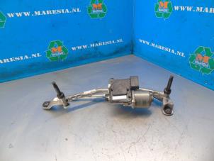 Begagnade Torkarmotor + mekanism Ford Puma 1.0 Ti-VCT EcoBoost mHEV 12V Pris € 210,00 Marginaltabell erbjuds av Maresia Auto Recycling B.V.