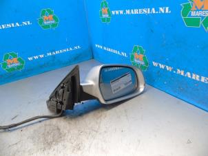 Używane Lusterko zewnetrzne prawe Audi A3 Sportback (8PA) 1.2 TFSI Cena € 105,00 Procedura marży oferowane przez Maresia Auto Recycling B.V.
