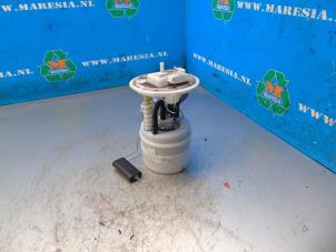 Gebruikte Tank element Pomp Renault Clio V (RJAB) 1.0 TCe 100 12V Bi-Fuel Prijs € 94,50 Margeregeling aangeboden door Maresia Auto Recycling B.V.