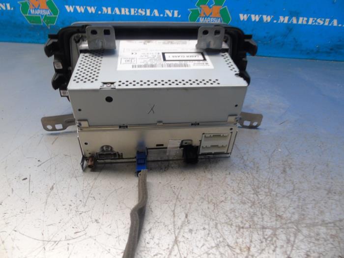 Navigeringssystem från en Nissan Micra (K14) 0.9 IG-T 12V 2017