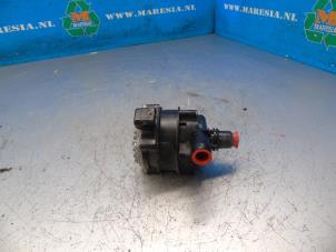 Gebruikte Waterpomp Lynk &amp; Co 01 1.5 PHEV Prijs € 141,75 Margeregeling aangeboden door Maresia Auto Recycling B.V.