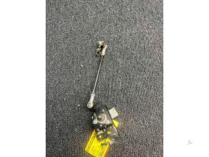 Begagnade Styrningssensor, krängningshämmare Lexus RX (L2) 300 V6 24V VVT-i Pris € 78,75 Marginaltabell erbjuds av Maresia Auto Recycling B.V.