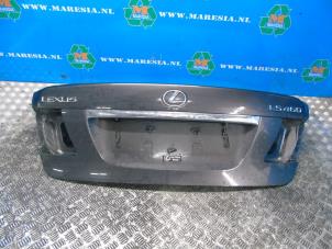 Gebruikte Kofferdeksel Lexus LS (F4) 460 4.6 32V VVT-i Prijs € 420,00 Margeregeling aangeboden door Maresia Auto Recycling B.V.