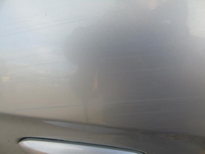 Bakdörr, 4-dörrars, höger från en Mitsubishi Space Star (A0) 1.0 12V 2021