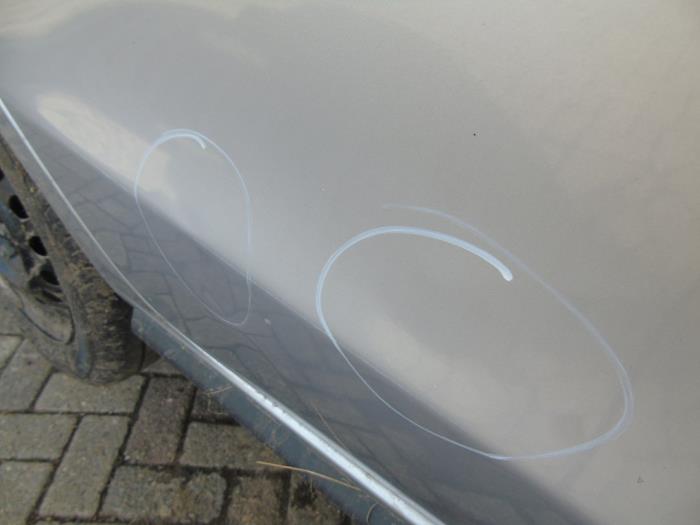 Bakdörr, 4-dörrars, höger från en Mitsubishi Space Star (A0) 1.0 12V 2021