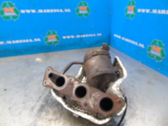 Katalytisk avgasrenare från en Mitsubishi Space Star (A0) 1.0 12V 2021