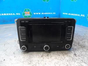 Begagnade Navigeringssystem Volkswagen Beetle (16AB) 1.2 TSI Pris € 262,50 Marginaltabell erbjuds av Maresia Auto Recycling B.V.
