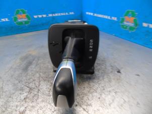 Begagnade Växelspak Ford Kuga II 2.0 TDCi 16V 180 4x4 Pris € 105,00 Marginaltabell erbjuds av Maresia Auto Recycling B.V.