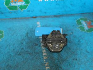 Begagnade Tändspole Daewoo Espero 1.8 CD Pris € 26,25 Marginaltabell erbjuds av Maresia Auto Recycling B.V.