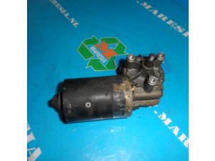 Begagnade Främre torkarmotor Opel Calibra 2.0i 16V Pris € 26,25 Marginaltabell erbjuds av Maresia Auto Recycling B.V.