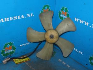 Używane Wentylator klimatyzacji Toyota Picnic (XM10) 2.0i 16V GLi,GXi Cena € 52,50 Procedura marży oferowane przez Maresia Auto Recycling B.V.
