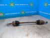 Drivaxel, vänster fram från en Mitsubishi Space Star (A0), 2012 1.2 12V, Halvkombi (Hatchback), Bensin, 1.193cc, 52kW (71pk), FWD, 3A92, 2020-08, A03; A04; A07; A08 2021