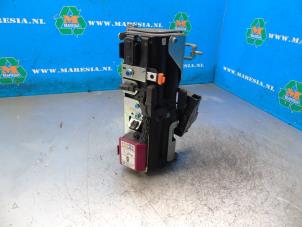 Gebruikte Start/stop condensator Mazda 6 SportBreak (GJ/GH/GL) 2.0 SkyActiv-G 165 16V Prijs € 367,50 Margeregeling aangeboden door Maresia Auto Recycling B.V.